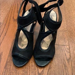 Vanessa Wu shoes